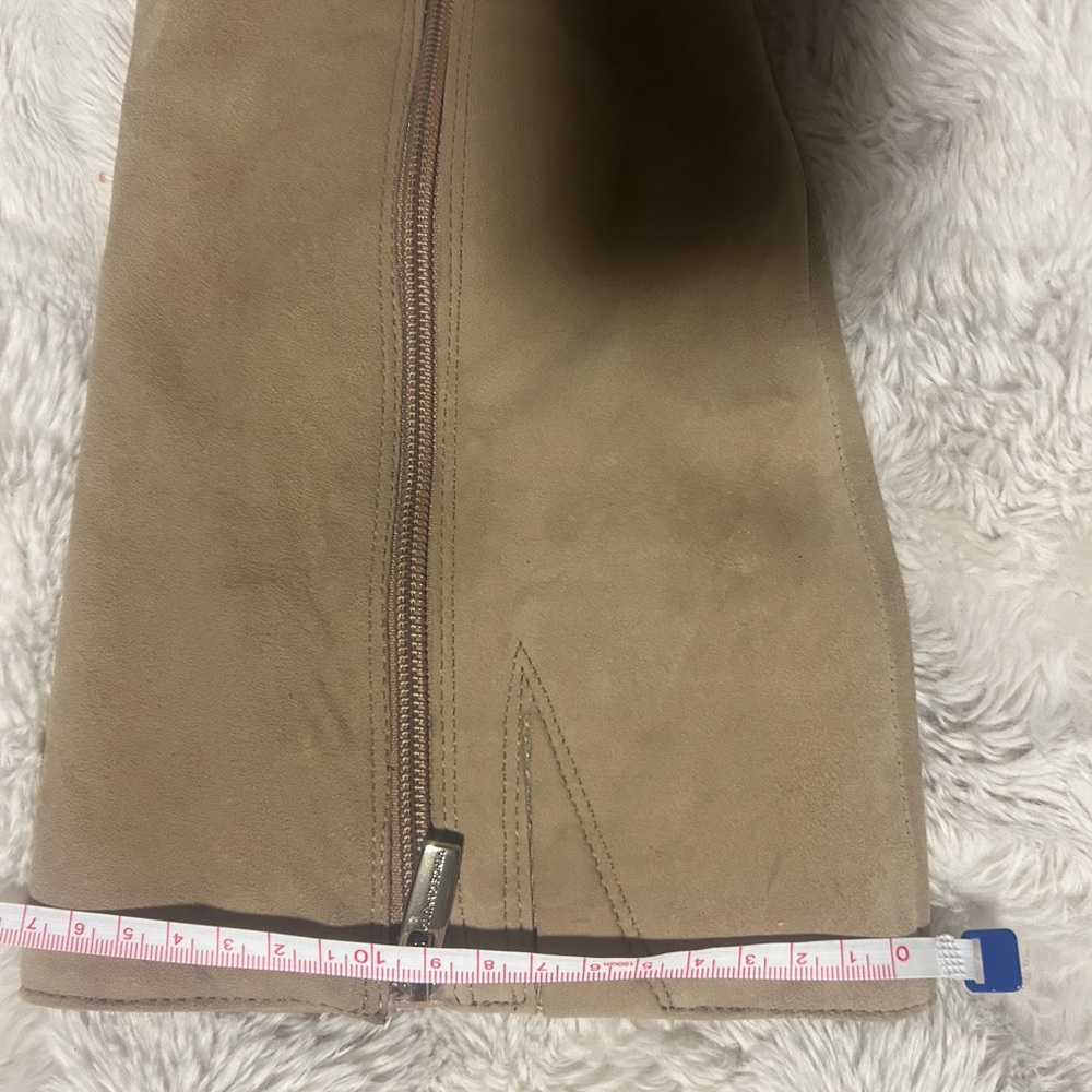 Vince Camuto suede 7 1/2 beautiful boots - Picture 4 of 5